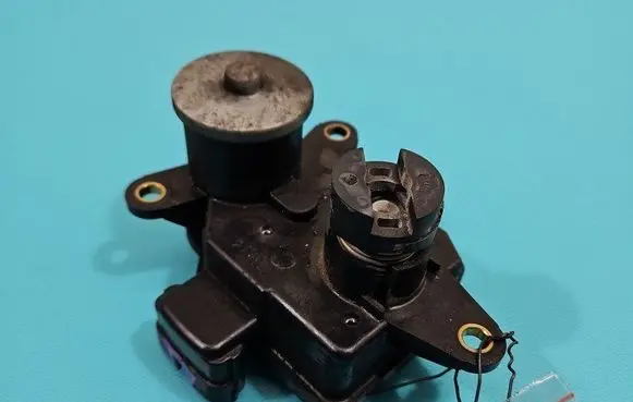 Hyundai ix35 Intake manifold valve actuator/motor 28381-2F000 IMPRK1514518