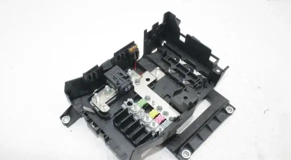 Volkswagen Touareg II Current control relay 7L0937548C