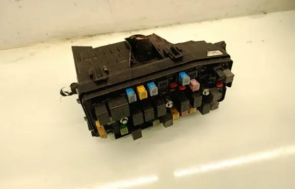 Opel Antara Fuse box set 