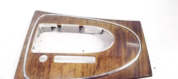 Mercedes-Benz E W211 Center console A2116802236
