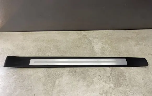 Audi A4 S4 B7 8E 8H Front sill trim cover 8E0853373P 8E0853