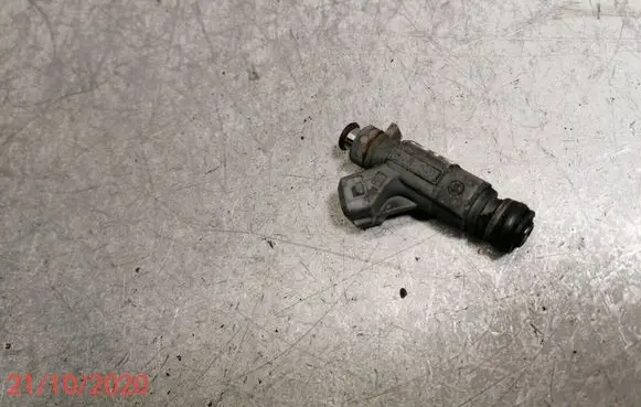 Mercedes-Benz S W220 Fuel injector A1130780049