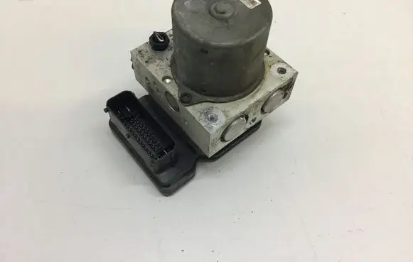 Hyundai ix35 ABS Pump BE6003B106 B16GAG1F1429B14 5WY7F46D