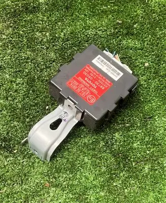 Toyota Avensis T250 Alarm control unit/module 8973005030 2370003180 97A010027