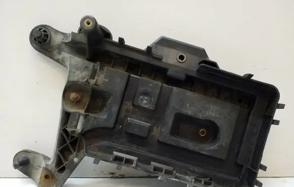 Seat Toledo III (5P) Battery tray 1K0915333C