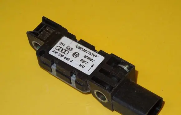 Audi A6 S6 C5 4B Airbag deployment crash/impact sensor 4B0959643C