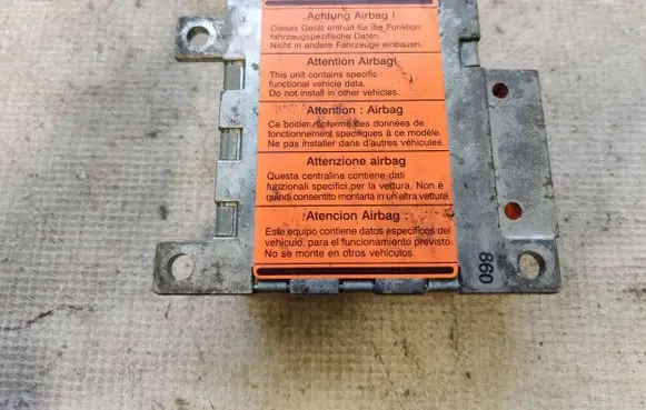 Mercedes-Benz Vito Viano W638 Airbag control unit/module 6384460042 0285001123