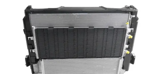 BMW X1 U11 Radiator set 9873829 58572810