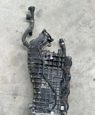 BMW 5 G30 G31 Intake manifold 70602694 191896