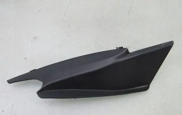 Mazda CX-30 Wiper trim DFR551PC1