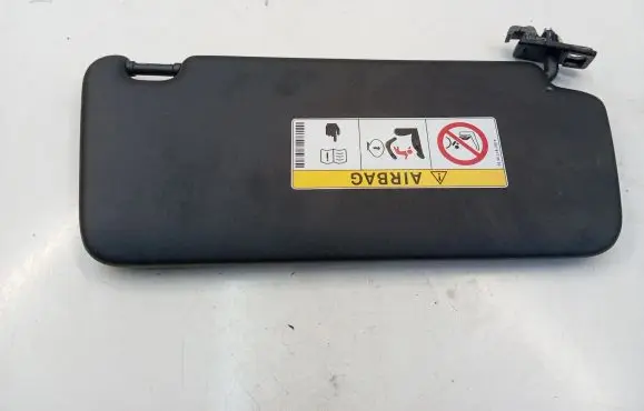 Mercedes-Benz GLA W156 Sun visor A1768101300