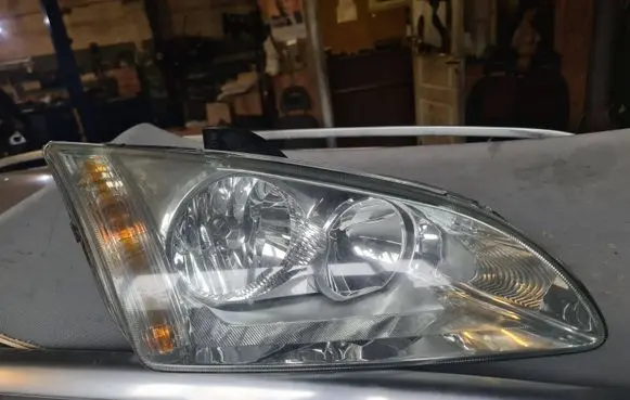 Ford Focus Headlight/headlamp VP4M5X13K060AA