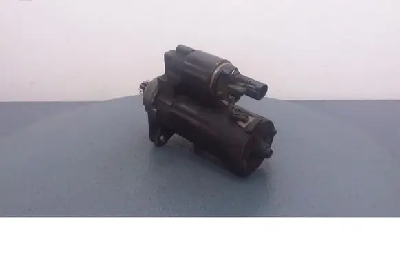 Volkswagen Touran I Starter motor