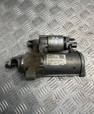 Audi A4 S4 B9 8W Starter motor 04L911021B