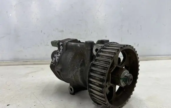 Renault Scenic II - Grand scenic II Fuel injection high pressure pump 8200057225