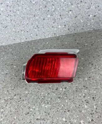 Toyota Land Cruiser (J150) Rear fog light E115428