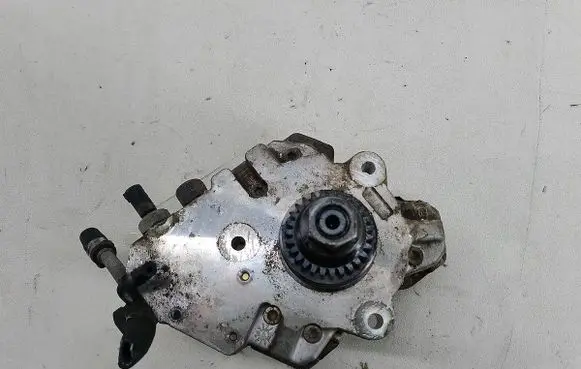 Mercedes-Benz A W169 Fuel injection high pressure pump