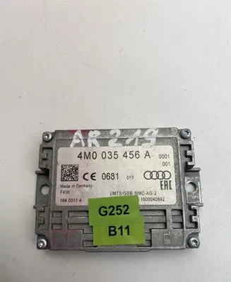 Skoda Octavia Mk3 (5E) Antenna control unit 4M0035456A
