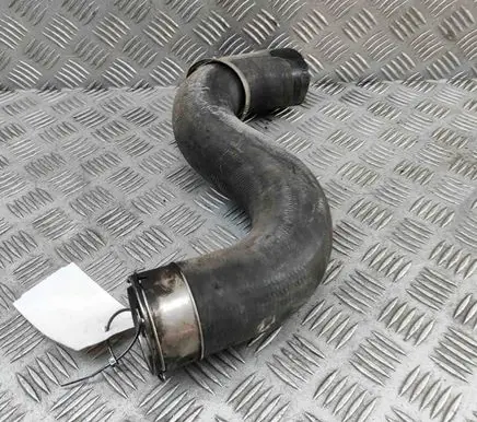 Intercooler hose/pipe