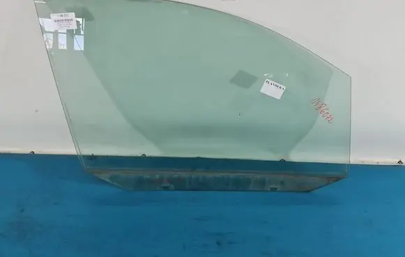 Volkswagen Caddy Front door window glass four-door IMPRK1586072
