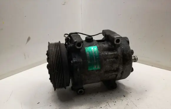 Volvo S40, V40 Air conditioning (A/C) compressor (pump) 00381031348094