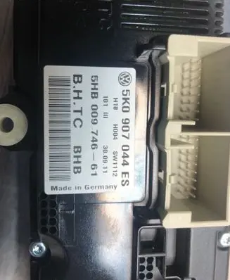 Volkswagen Golf VI Climate control unit 5k0907044ES