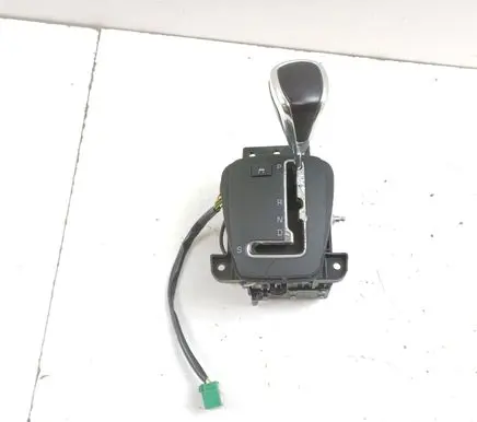 Jaguar XK - XKR Gear shifter/selector 6W837K004CC
