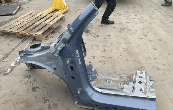 BMW 2 F44 Front quarter panel 