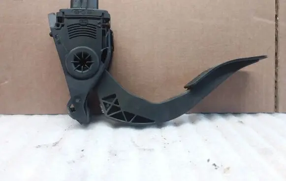 Audi A6 S6 C7 4G Accelerator throttle pedal 8K1723523A