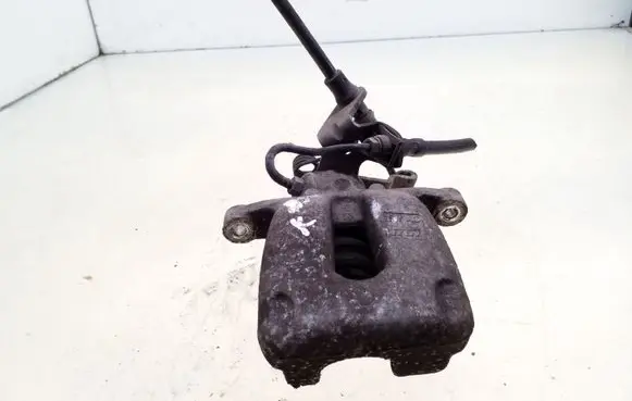 Skoda Octavia Mk2 (1Z) Rear brake caliper