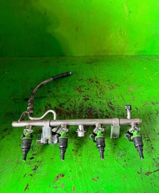 Mercedes-Benz C W203 Fuel main line pipe