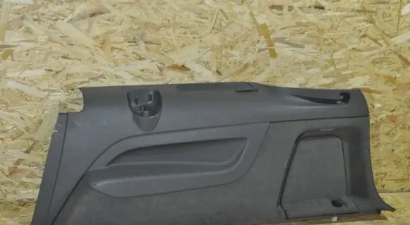Trunk/boot side trim panel