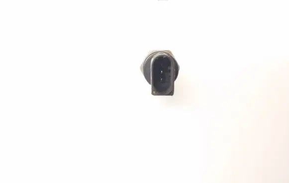 Audi A3 S3 8P Fuel tank valve 06D906051A