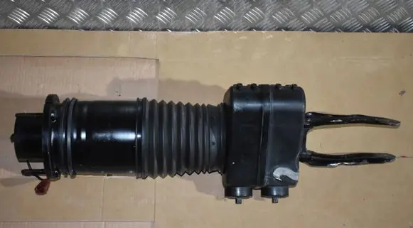 Porsche Taycan 9J1 Other under body part 9J1616037D555
