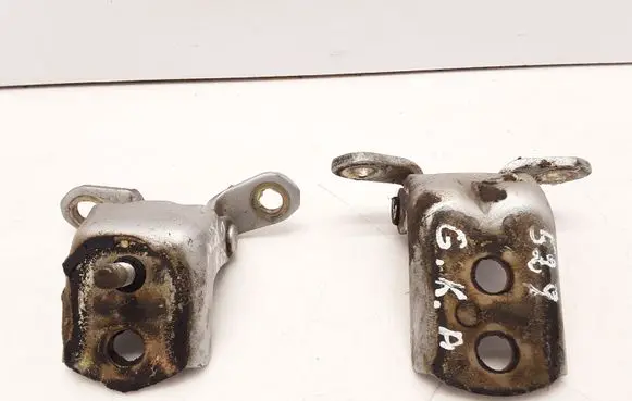 Rear door hinge set