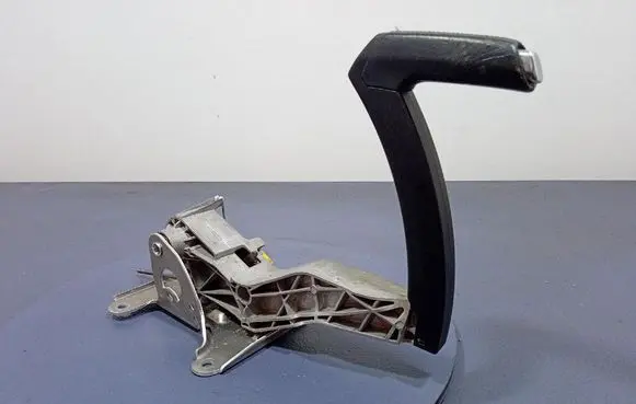 Renault Megane I Handbrake/parking brake lever assembly 360104593R
