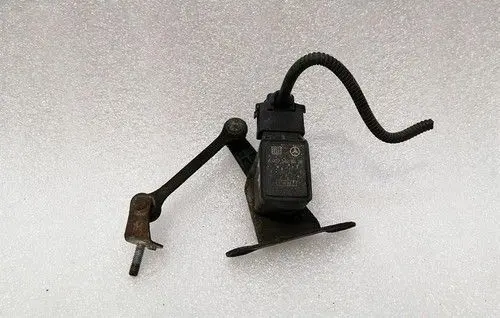 Mercedes-Benz SL R230 Front air suspension height level sensor A2303200489
