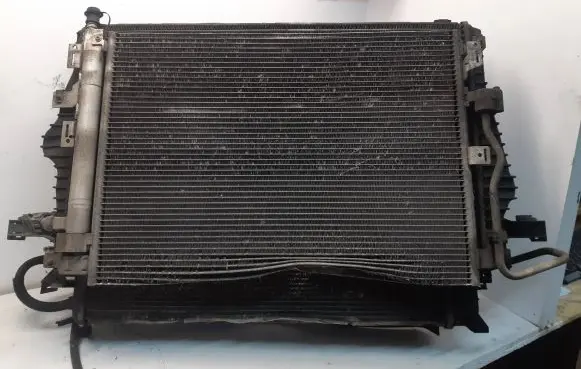 Volvo XC90 Radiator set 30776236 EC138Y19 28909001794