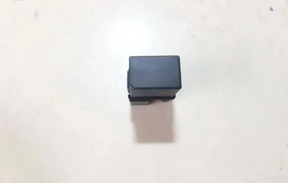 Mitsubishi Space Star Other relay mb95338211