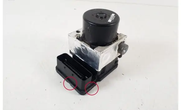 Mercedes-Benz GLK (X204) ABS Pump A1724314212