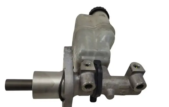Citroen C5 Master brake cylinder 9646980980 03350885121