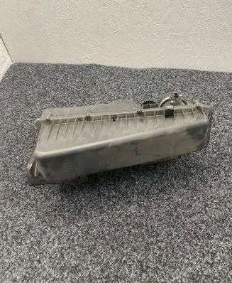BMW X5 F15 Air filter box 8603092