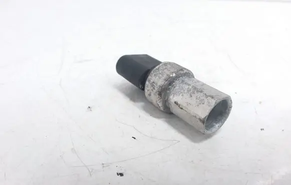 Volkswagen PASSAT B6 Air conditioning (A/C) pressure sensor 1K0959126
