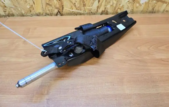 Volvo XC70 Front seatbelt 615309400