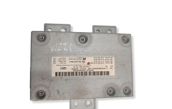 Mercedes-Benz S W221 Head unit multimedia control A2049000300 A2049020900
