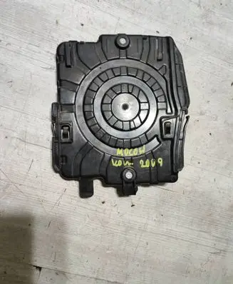 Peugeot 2008 I Other engine bay part 9688828380