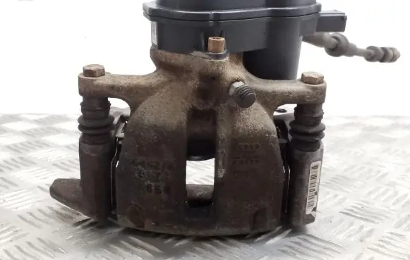 Audi A4 S4 B8 8K Rear brake caliper 6442A 32335478