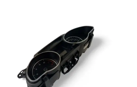 Audi A5 8T 8F Speedometer (instrument cluster) 8T0920932L