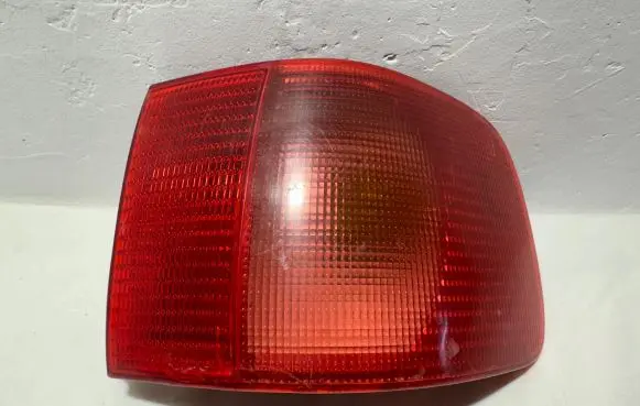 Audi A6 S6 C4 4A Rear/tail lights 138008