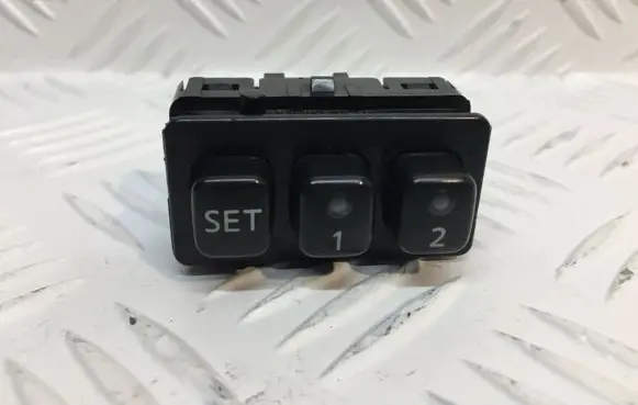 Nissan Pathfinder R51 Seat memory switch 